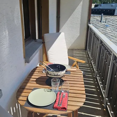 Village Center - Stern Apartman *