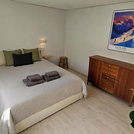 Village Center - Stern Apartman